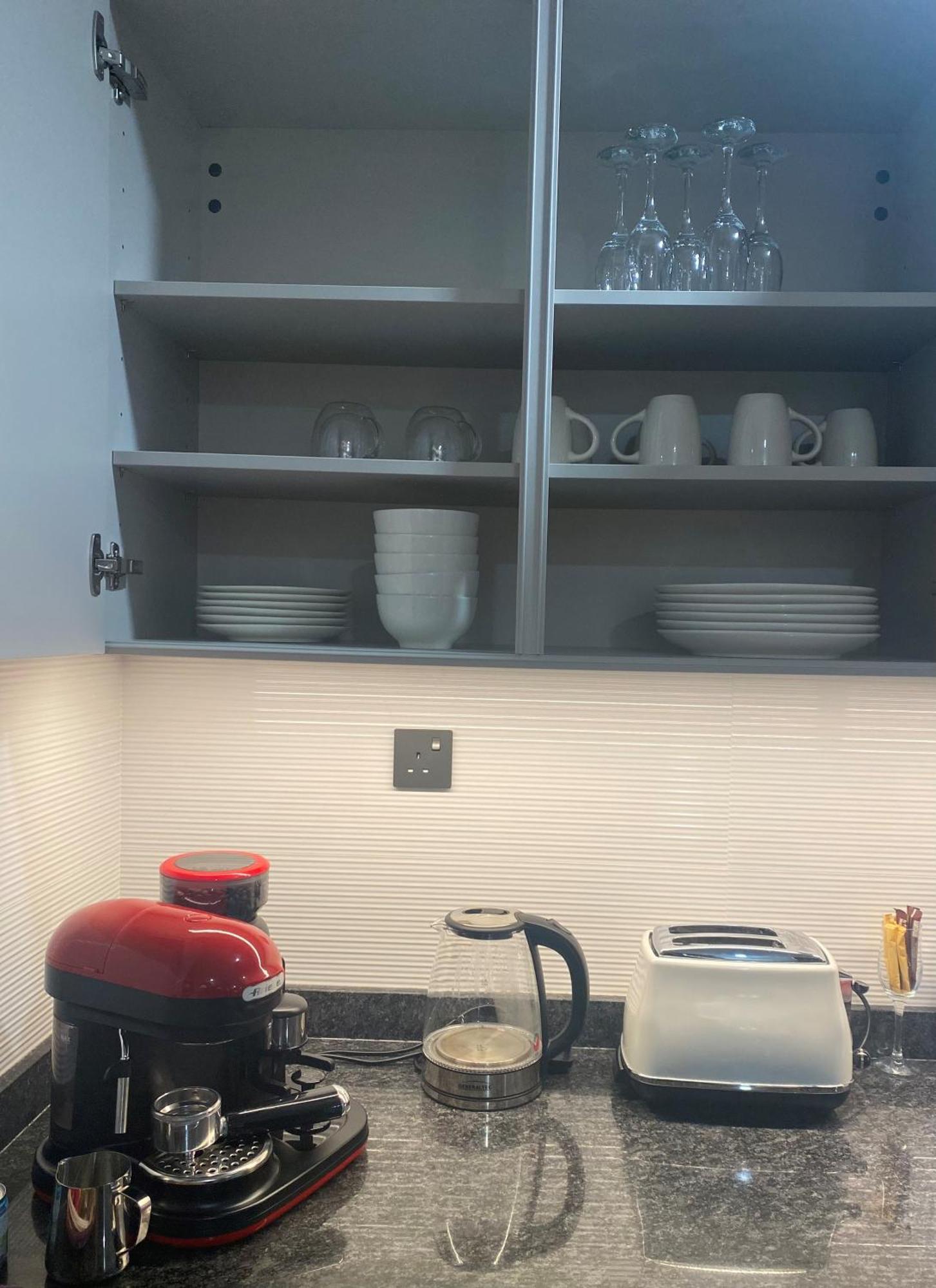 Beachfront 2bhk At Al Mouj * Seeb